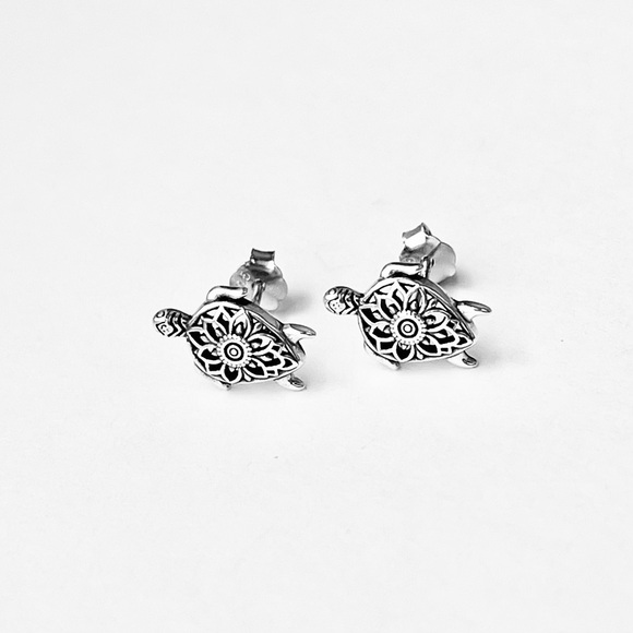 Sterling Silver Mandala Turtle Earring, Flower Earring, Animal Earrings, Turtles - Picture 4 of 13